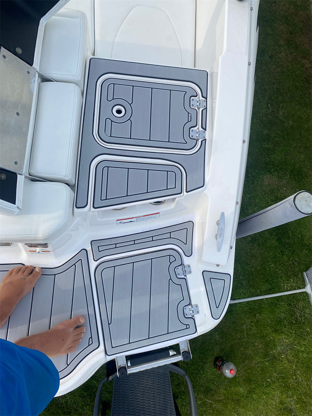 2015 Chaparral 19 H20 Swim Platform Cockpit Pad Boat EVATeak Deck Floor Mat SeaDek MarineMat Gatorstep Style Self Adhesive