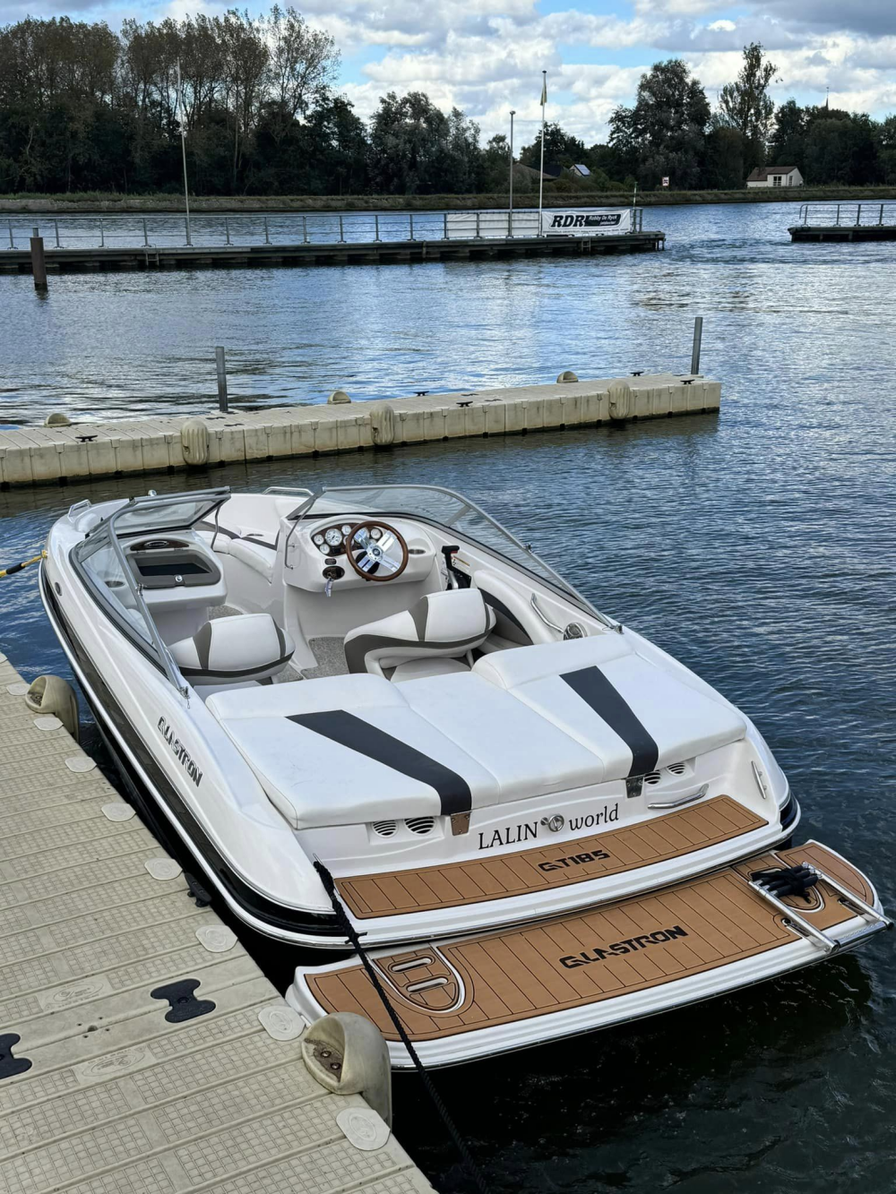 2018 Glastron GT 185 Swim Platform Step Pad Boat EVA Foam Faux Teak Deck Floor Mat SeaDek MarineMat Gatorstep Style Self Adhesive