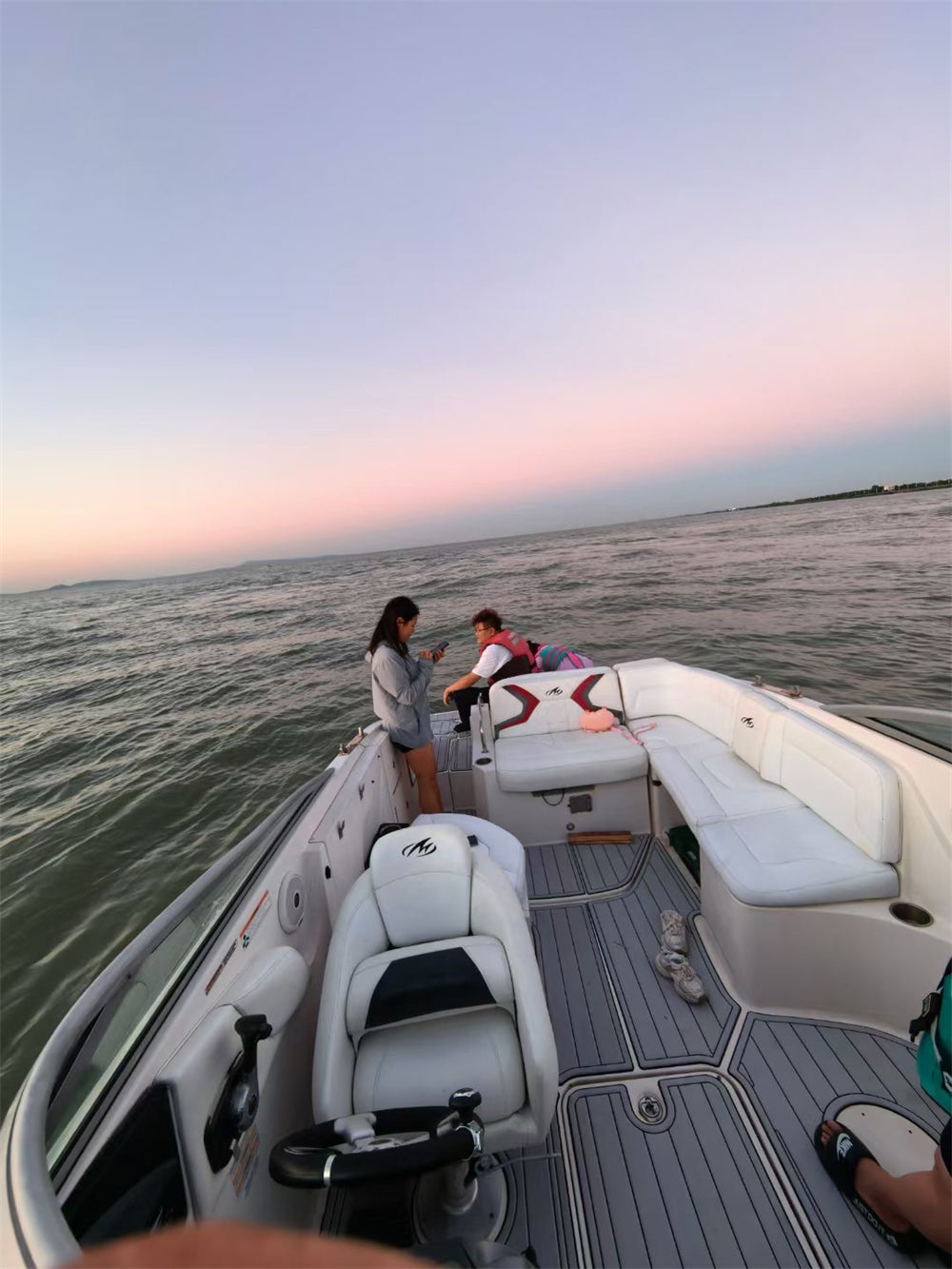 2010 Monterey M5 Swim Platform Cockpit Pad Boat EVA Foam Faux Teak Deck Floor Mat SeaDek MarineMat Gatorstep Style Self Adhesive