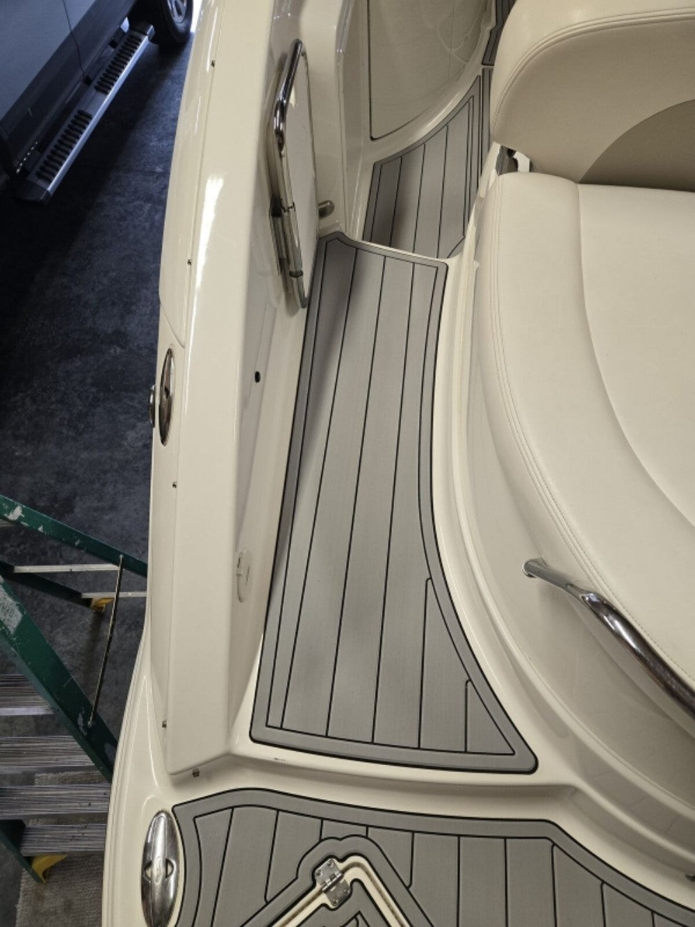 2010 Chaparral 276 SSI Swim Platform Cockpit Pad Boat EVA Foam Faux Teak Deck Floor Mat SeaDek MarineMat Gatorstep Style Self Adhesive