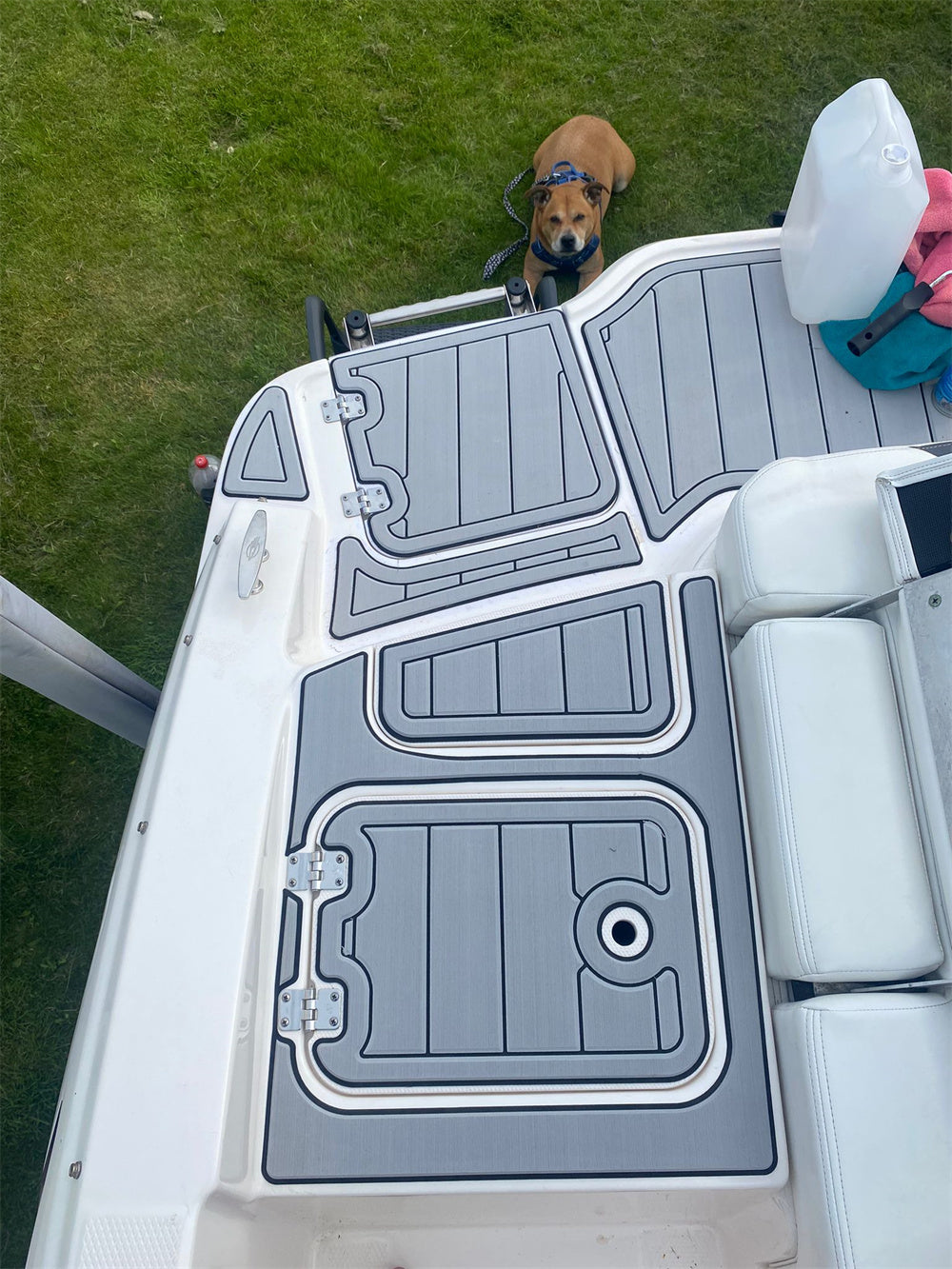 2015 Chaparral 19 H20 Swim Platform Cockpit Pad Boat EVATeak Deck Floor Mat SeaDek MarineMat Gatorstep Style Self Adhesive