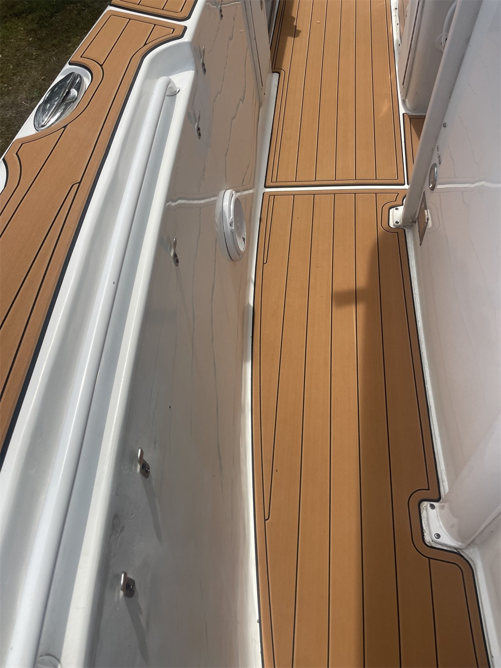 2021 Sea Hunt Ultra 275 Swim Platform Cockpit Boat EVA Foam Faux Teak Deck Floor Mat Pad SeaDek MarineMat Style Self Adhesive