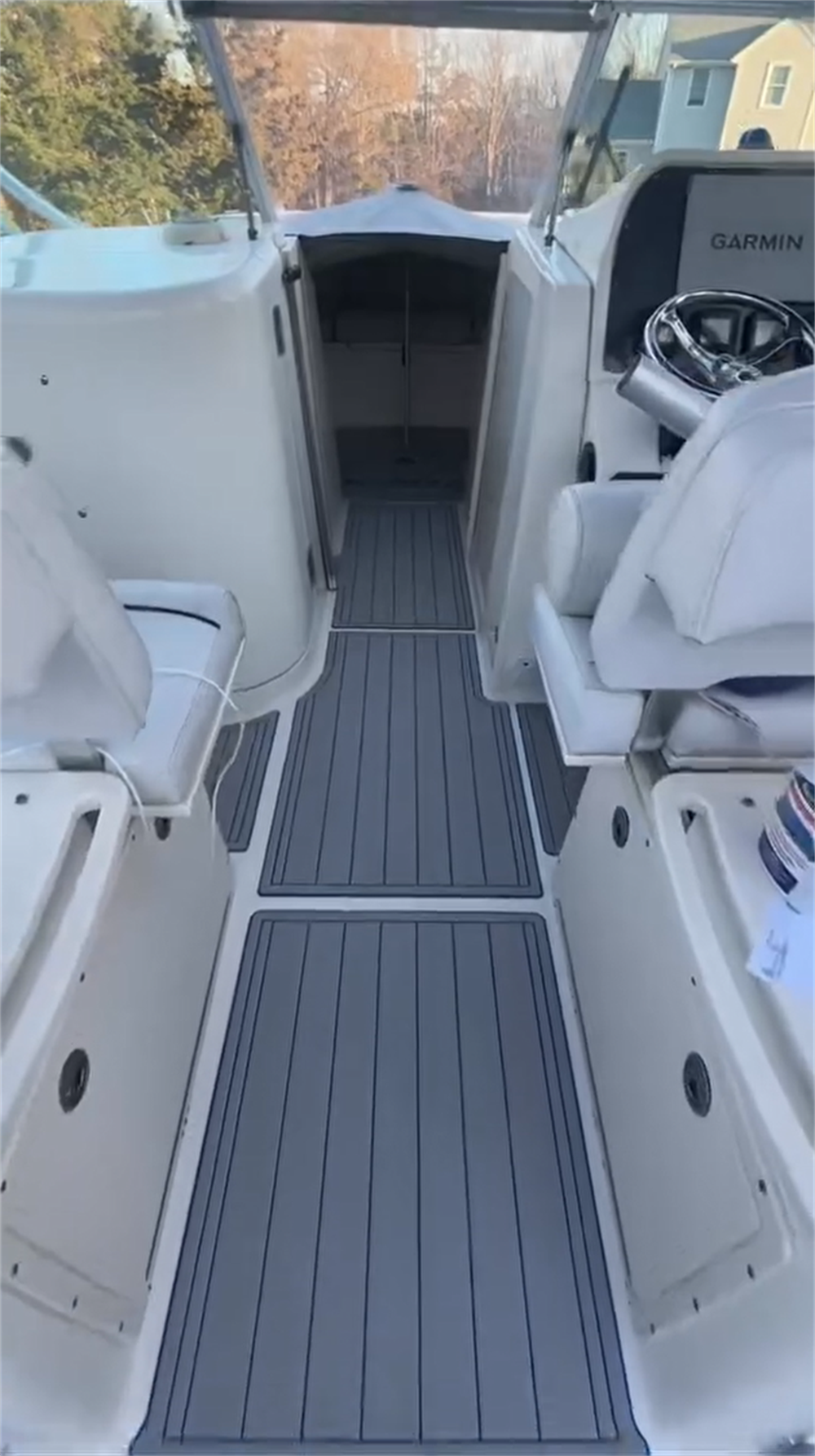 2008 World Cat 290 DC Cockpit Mat Boat EVA Teak Deck Floor Pad SeaDek MarineMat Style Self Adhesive SeaDek MarineMat Gatorstep Style Self Adhesive
