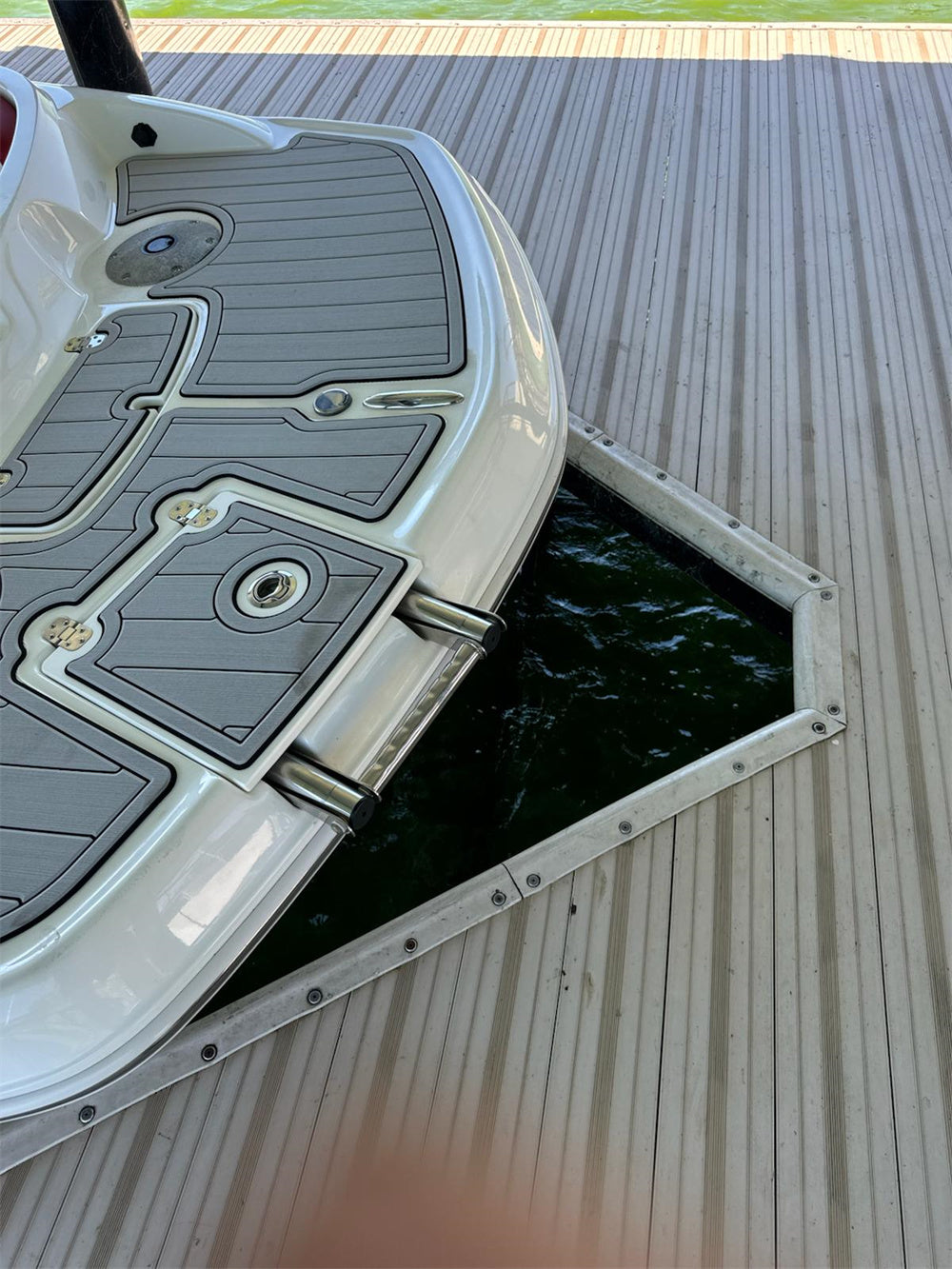 2018 Tahoe 215 XI Swim Step Platform Cockpit Mat Boat EVA Teak Deck Floor Pad
