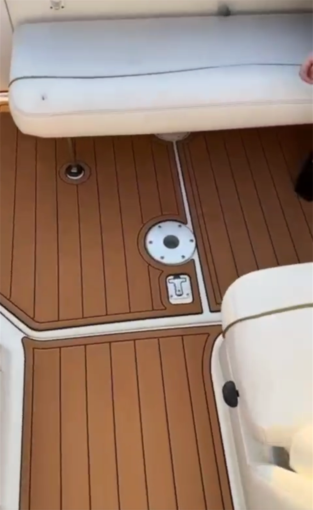 1999-2004 Sea Ray 260 Sundancer Swim Platform Cockpit Pad Boat EVA Floor Mat SeaDek MarineMat Style Self Adhesive