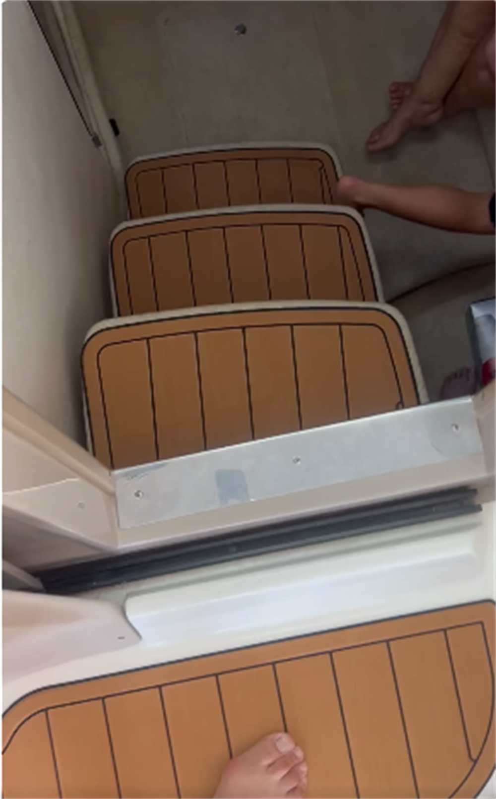 2002-2007 Sea Ray Sundancer 300 Swim Platform Cockpit Pad Boat EVA Teak Floor