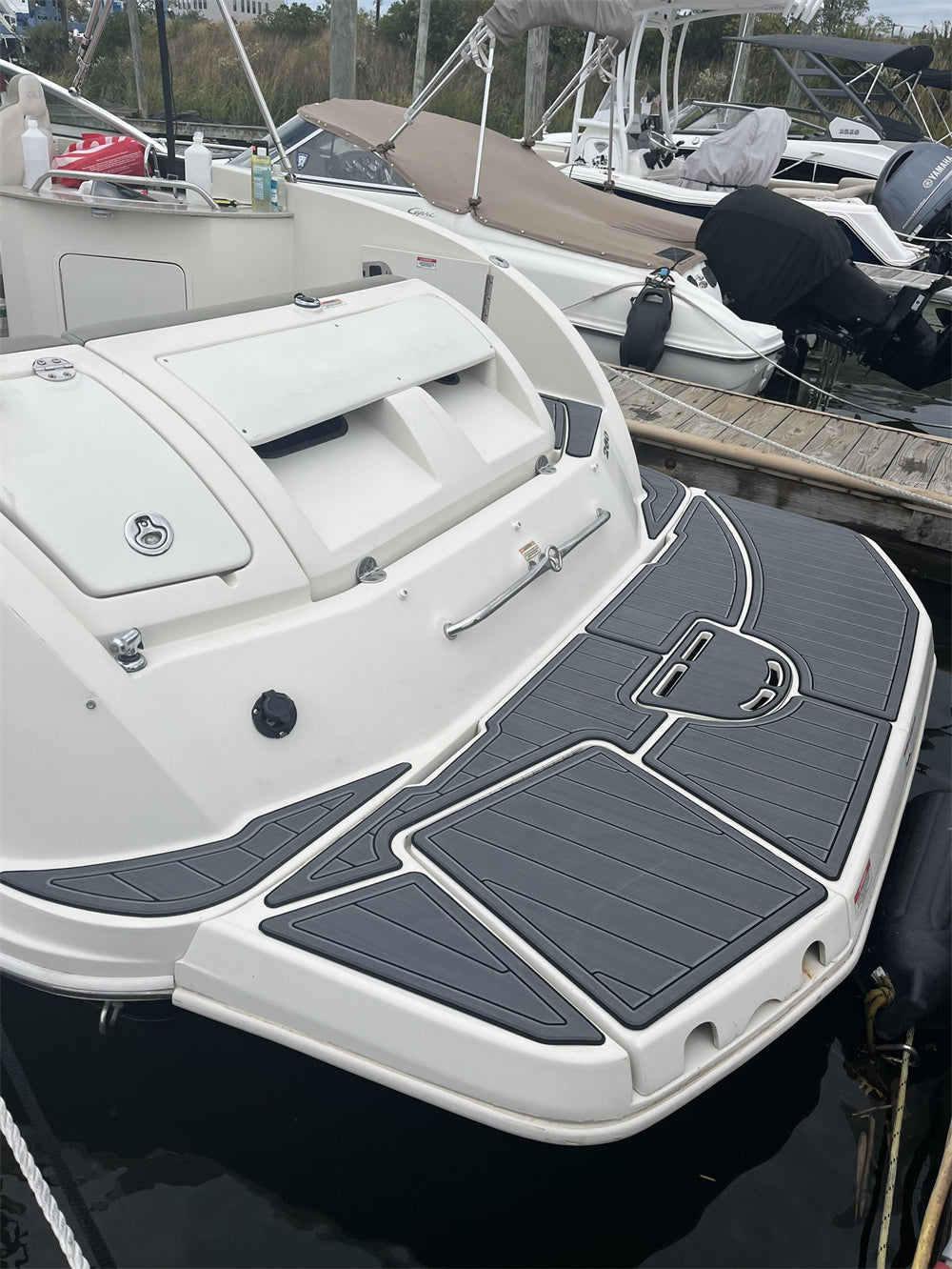 2007 Sea Ray 260 Sundeck Swim Platform Cockpit Boat EVA Faux Flooring Pad Mat SeaDek MarineMat Gatorstep Style Self Adhesive