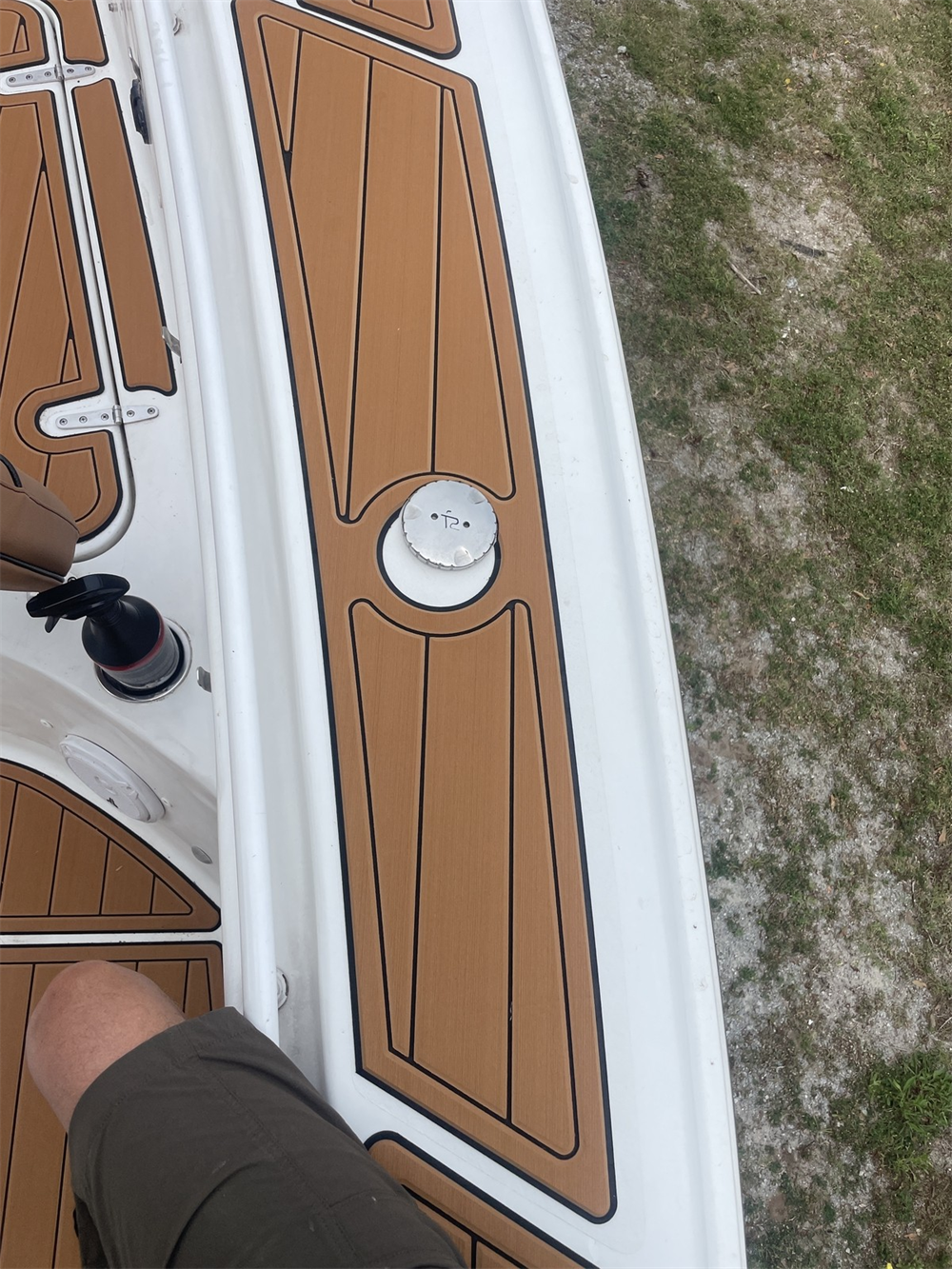 2021 Sea Hunt Ultra 275 Swim Platform Cockpit Boat EVA Foam Faux Teak Deck Floor Mat Pad SeaDek MarineMat Style Self Adhesive